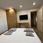 Apartament Victoria's Nea Plagia